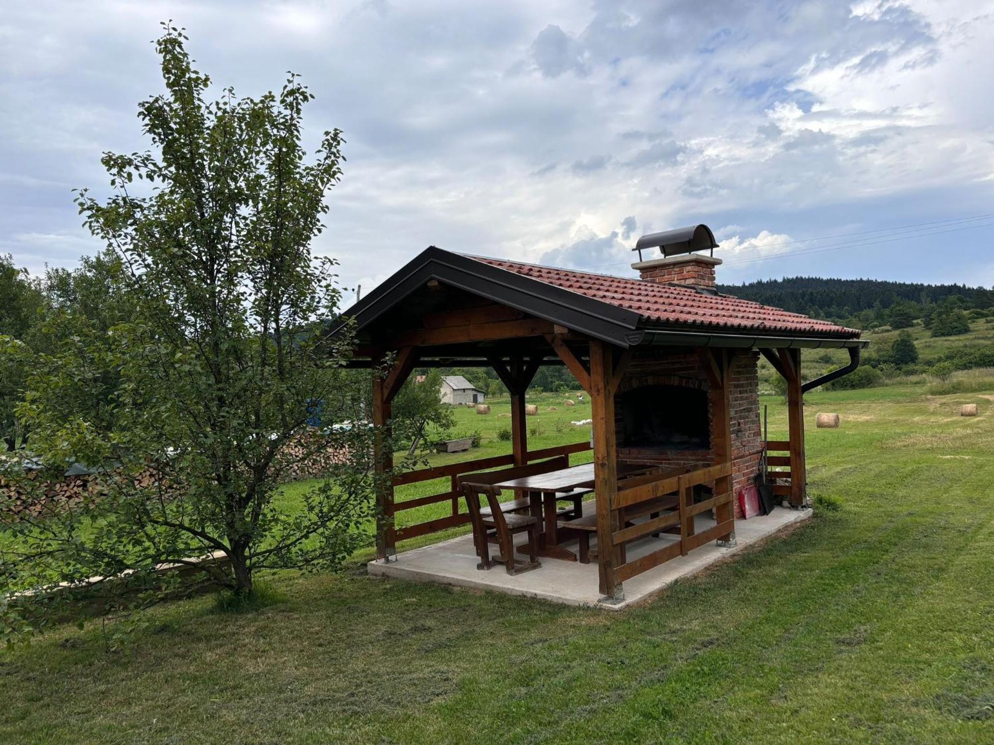 Conjar Villa Saborsko Exterior photo