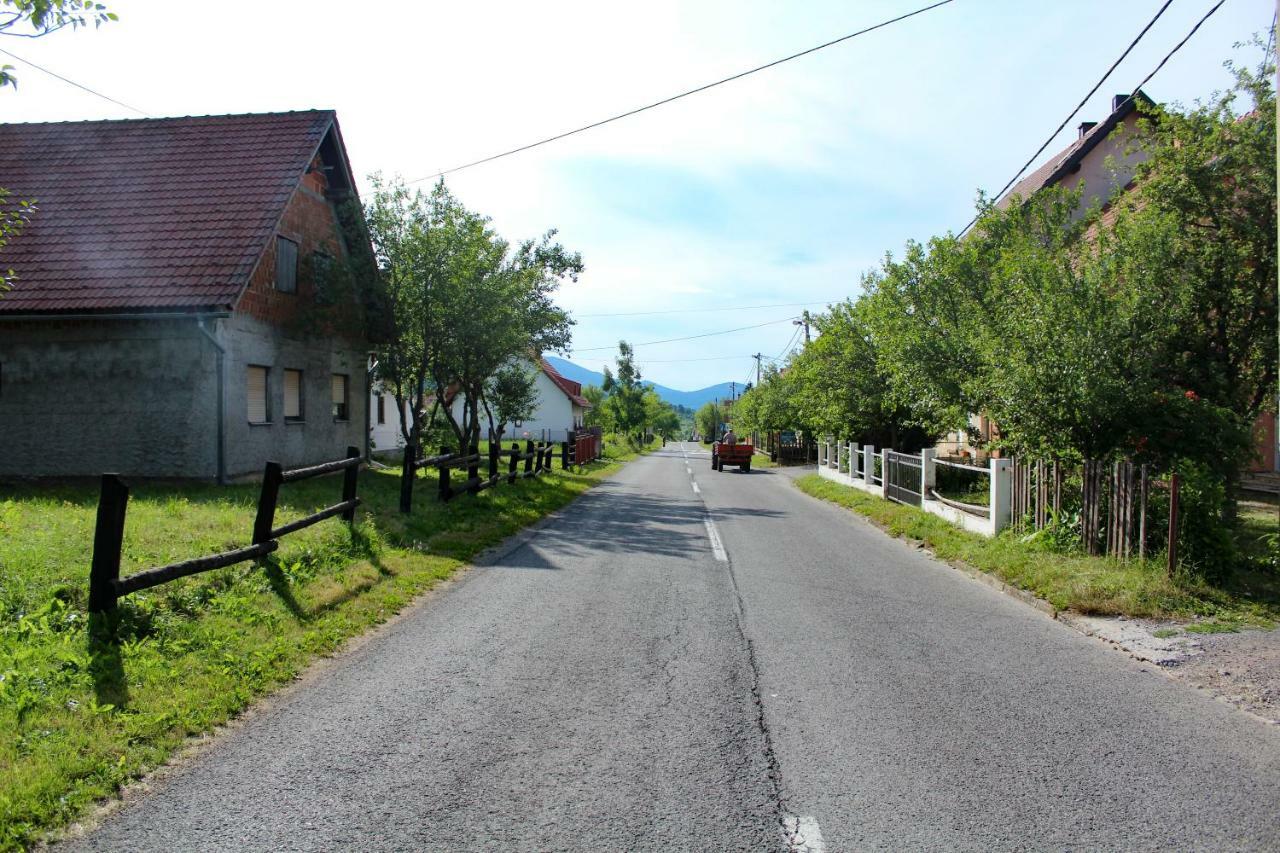 Conjar Villa Saborsko Exterior photo